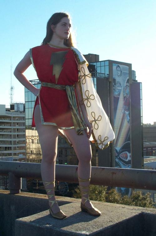 Mary Marvel Cosplay Comics Con Queso
